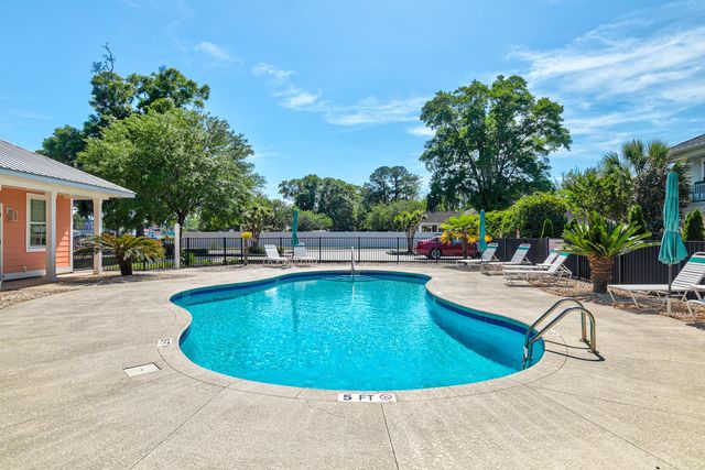 156 Lake Pointe Dr., Murrells Inlet, SC 29576