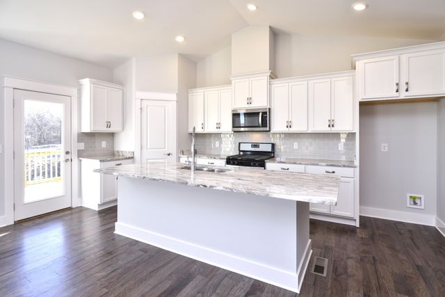 408 Rawling Ln, Gallatin, TN 37066