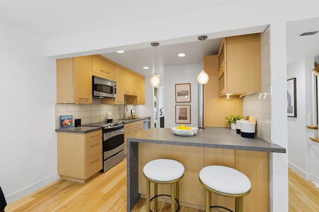 7050 Rainbow Drive 4, San Jose, CA 95129