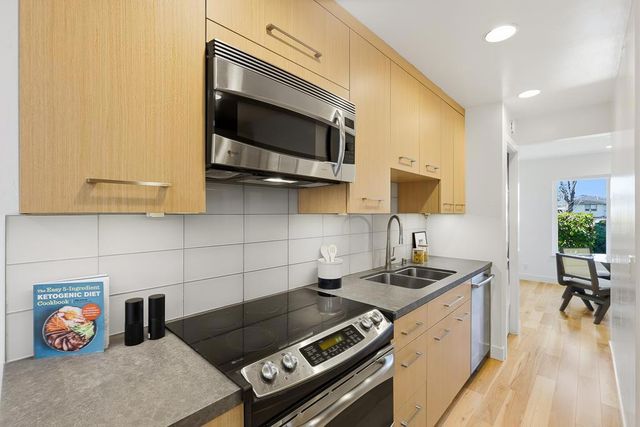 7050 Rainbow Drive 4, San Jose, CA 95129