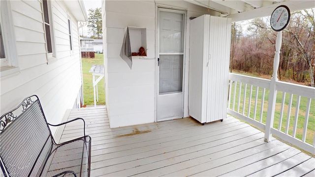 268 Smith Lane, Mount Airy, NC 27030