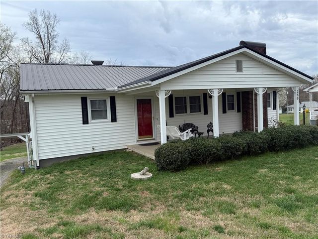 268 Smith Lane, Mount Airy, NC 27030