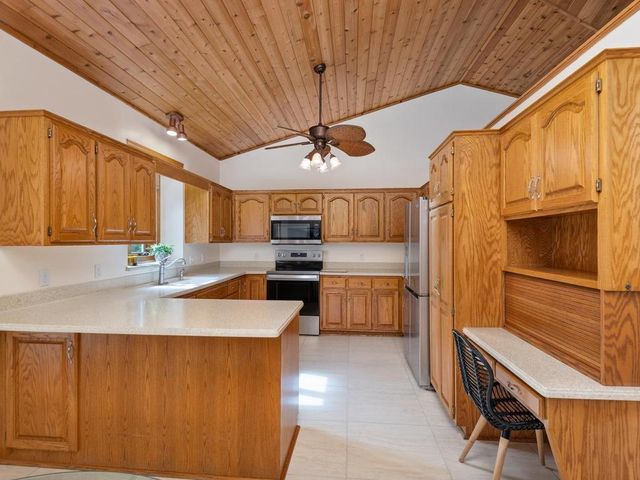 440 83rd Avenue NW, Coon Rapids, MN 55433
