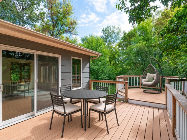 440 83rd Avenue NW, Coon Rapids, MN 55433