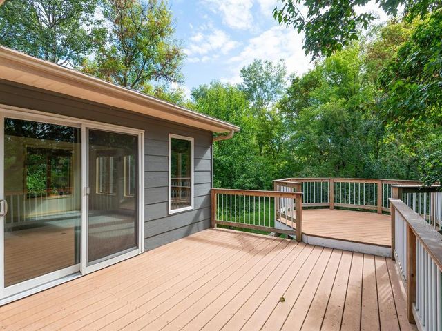 440 83rd Avenue NW, Coon Rapids, MN 55433