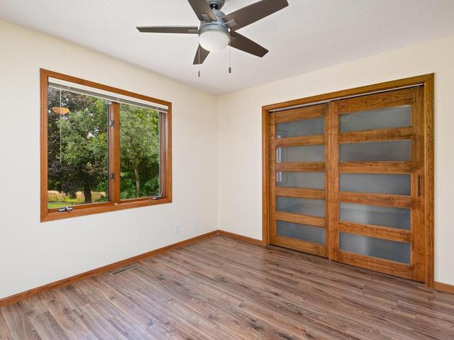 440 83rd Avenue NW, Coon Rapids, MN 55433