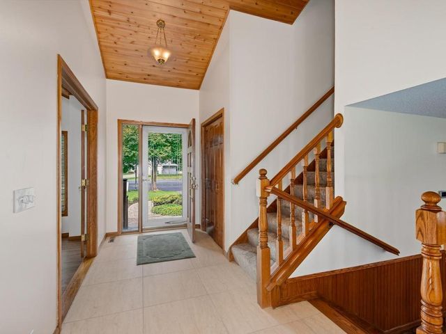 440 83rd Avenue NW, Coon Rapids, MN 55433