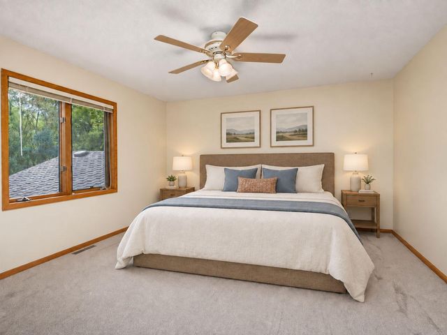 440 83rd Avenue NW, Coon Rapids, MN 55433