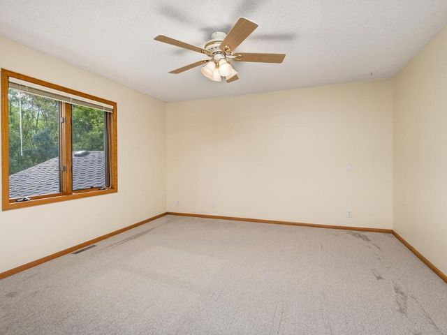 440 83rd Avenue NW, Coon Rapids, MN 55433