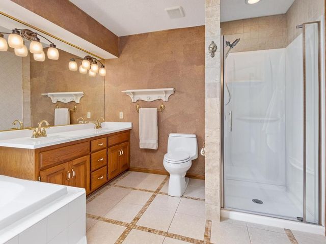 440 83rd Avenue NW, Coon Rapids, MN 55433
