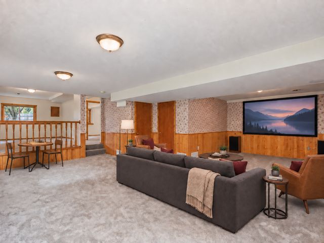 440 83rd Avenue NW, Coon Rapids, MN 55433