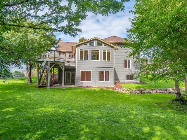 440 83rd Avenue NW, Coon Rapids, MN 55433