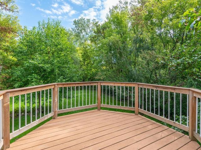 440 83rd Avenue NW, Coon Rapids, MN 55433
