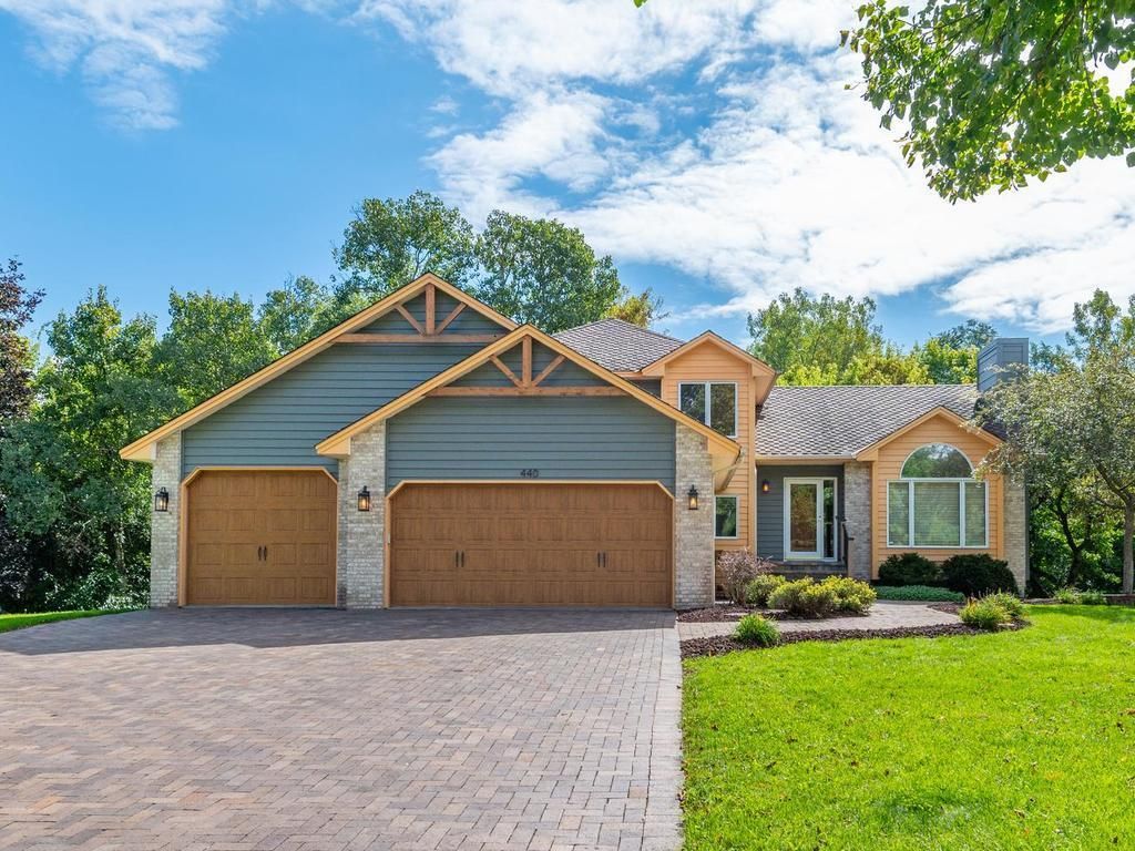 440 83rd Avenue NW, Coon Rapids, MN 55433 — exterior
