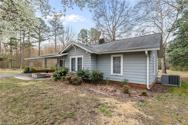 5498 S US Highway 220, Asheboro, NC 27205