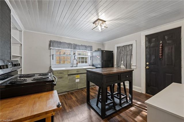 5498 S US Highway 220, Asheboro, NC 27205