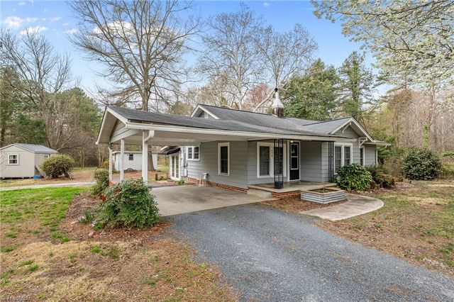 5498 S US Highway 220, Asheboro, NC 27205