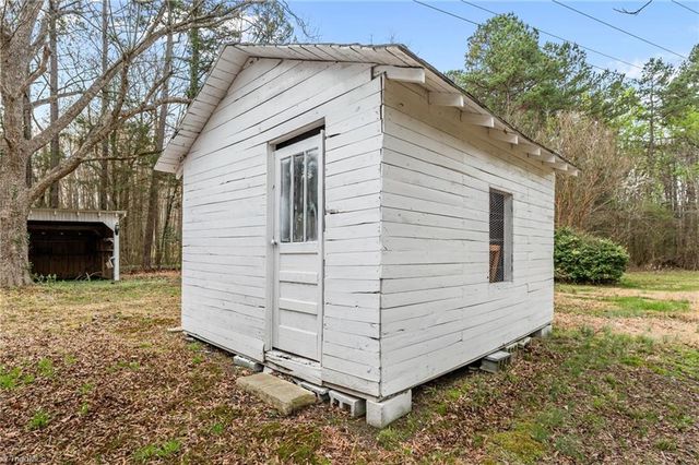 5498 S US Highway 220, Asheboro, NC 27205