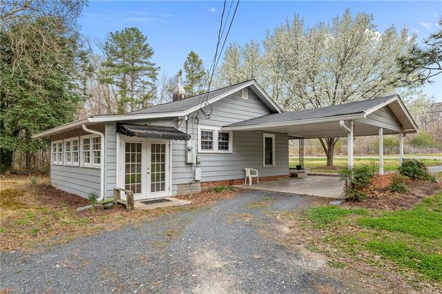 5498 S US Highway 220, Asheboro, NC 27205