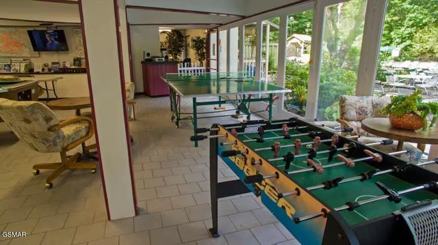 1434 N Arbon Lane, Gatlinburg, TN 37738