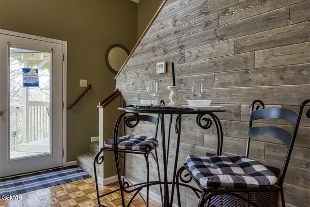 1434 N Arbon Lane, Gatlinburg, TN 37738