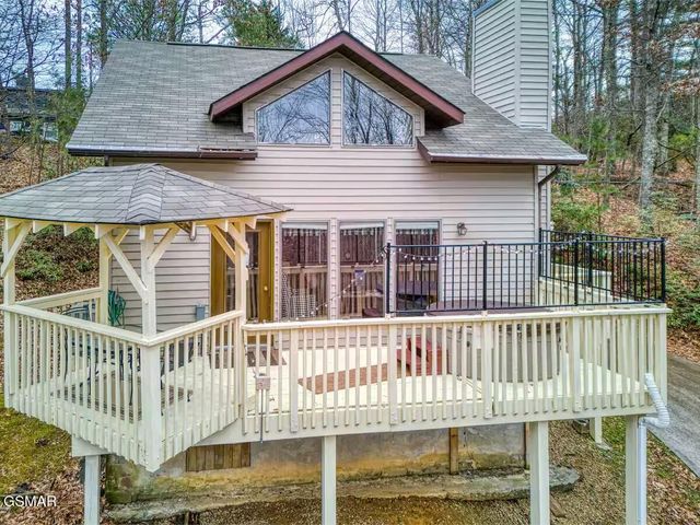 1434 N Arbon Lane, Gatlinburg, TN 37738
