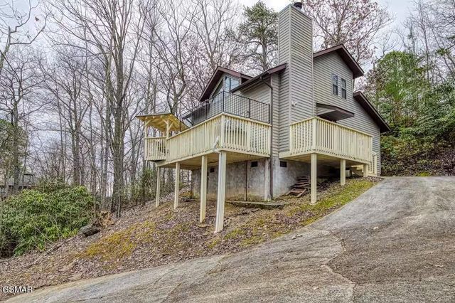 1434 N Arbon Lane, Gatlinburg, TN 37738
