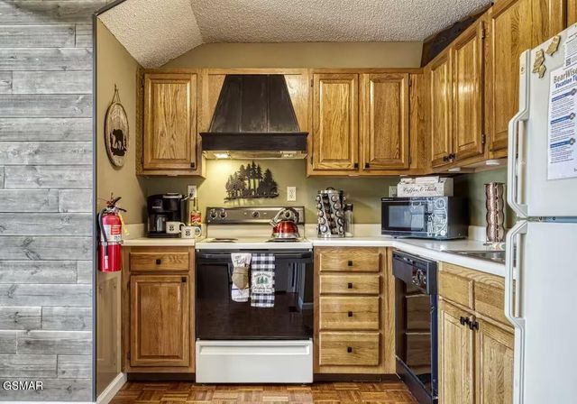 1434 N Arbon Lane, Gatlinburg, TN 37738