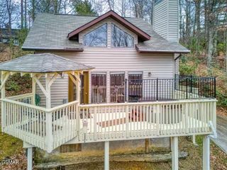 1434 N Arbon Lane, Gatlinburg, TN 37738