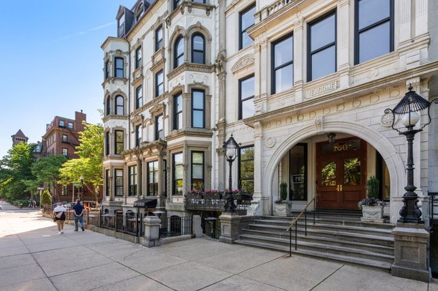 160 Commonwealth Avenue 218, Boston, MA 02116