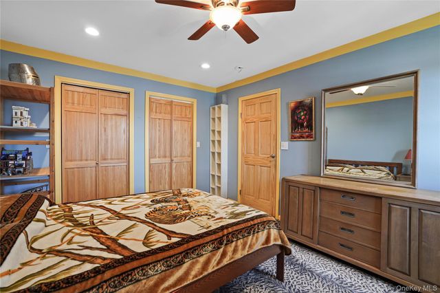 1209 California Road 2R, Eastchester, NY 10709