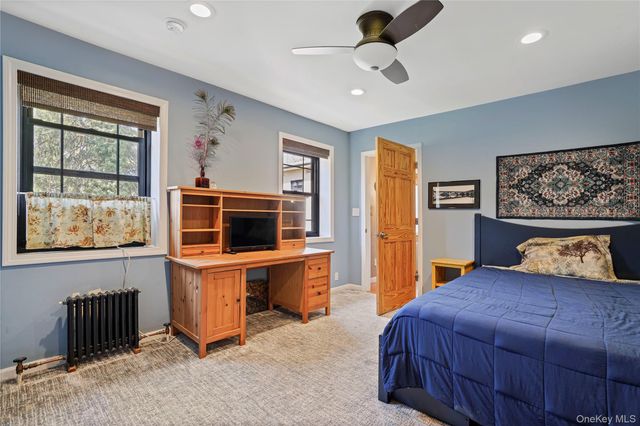 1209 California Road 2R, Eastchester, NY 10709