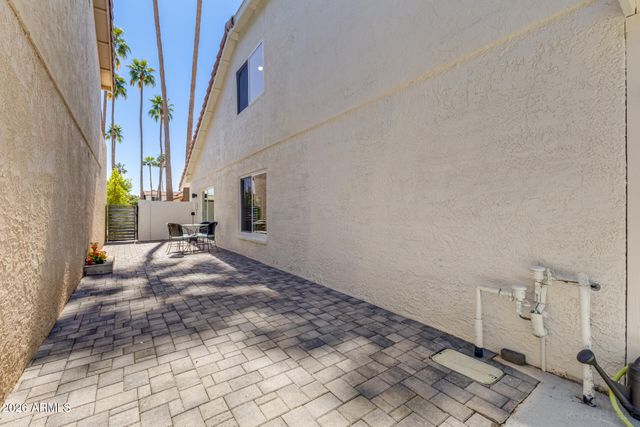 1546 E WINDJAMMER Way, Tempe, AZ 85283