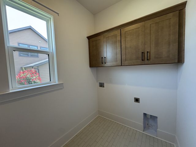 5060 Fairhaven Cir, N, Thompsons Station, TN 37179