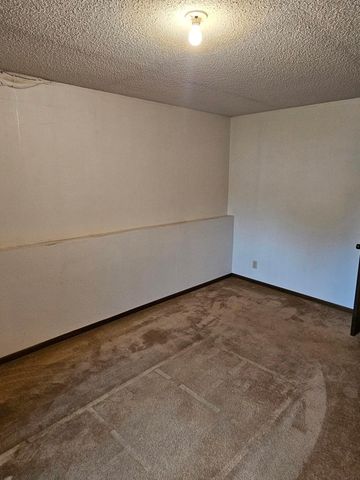 7408 W 100th Street, Bloomington, MN 55438