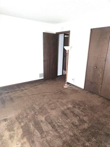 7408 W 100th Street, Bloomington, MN 55438