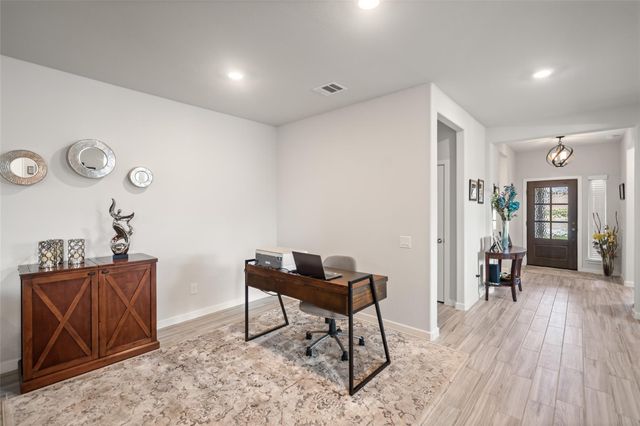 305 Royal Lily Trail, Montgomery, TX 77316