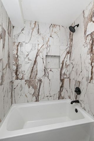 241 N Hamlin Avenue, Park Ridge, IL 60068