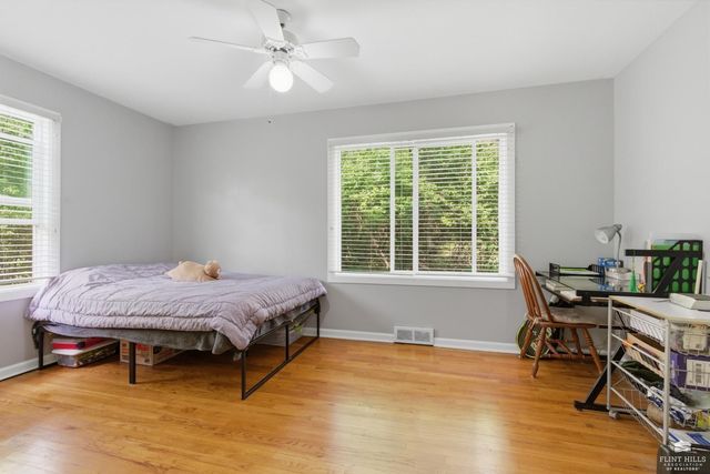 517 Wickham, Manhattan, KS 66502