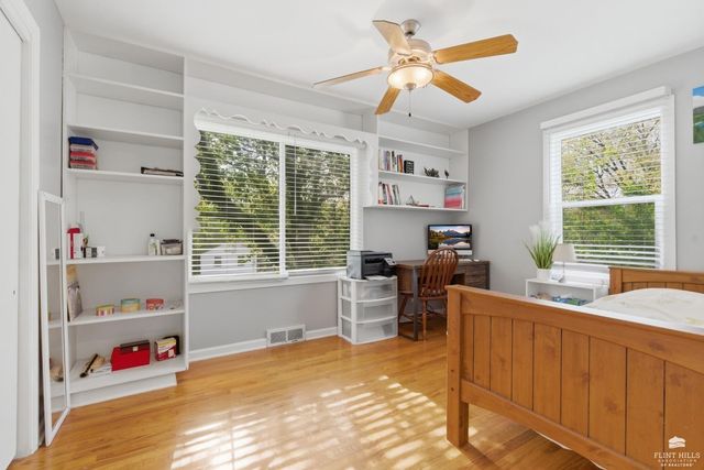 517 Wickham, Manhattan, KS 66502