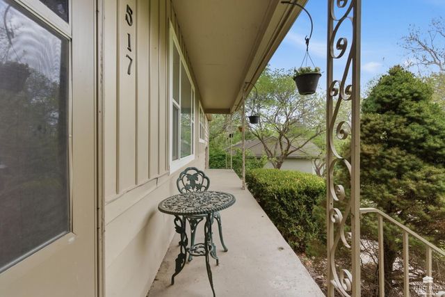 517 Wickham, Manhattan, KS 66502