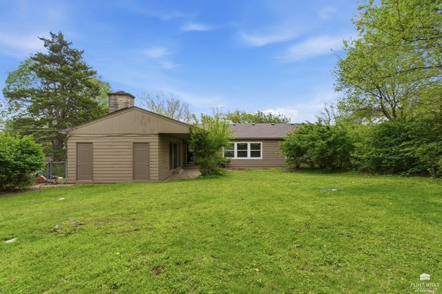 517 Wickham, Manhattan, KS 66502