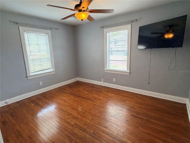 702 W PENINSULAR STREET, Tampa, FL 33603