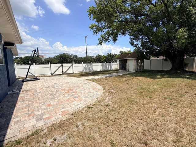 702 W PENINSULAR STREET, Tampa, FL 33603