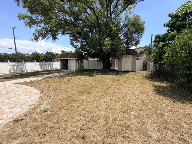 702 W PENINSULAR STREET, Tampa, FL 33603