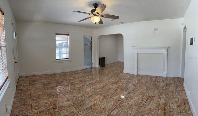 702 W PENINSULAR STREET, Tampa, FL 33603