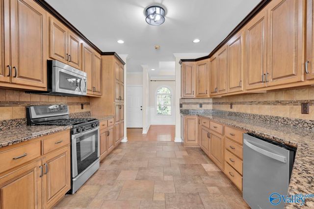 135 County Road 1335, Vinemont, AL 35179