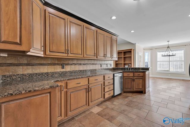 135 County Road 1335, Vinemont, AL 35179