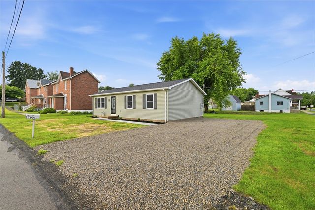 800 3rd Avenue, Hyde Park, PA 15641