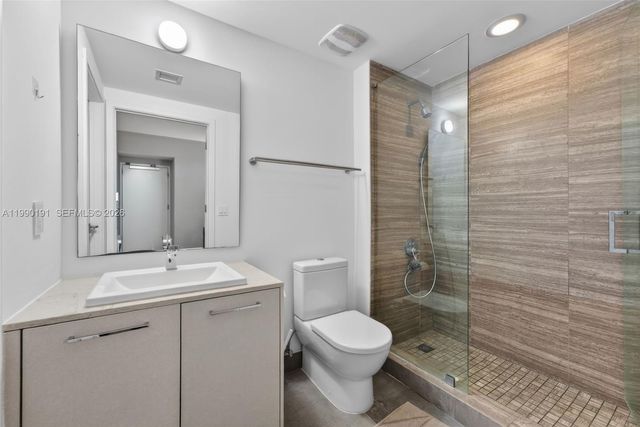 1010 Brickell Av 4203, Miami, FL 33131